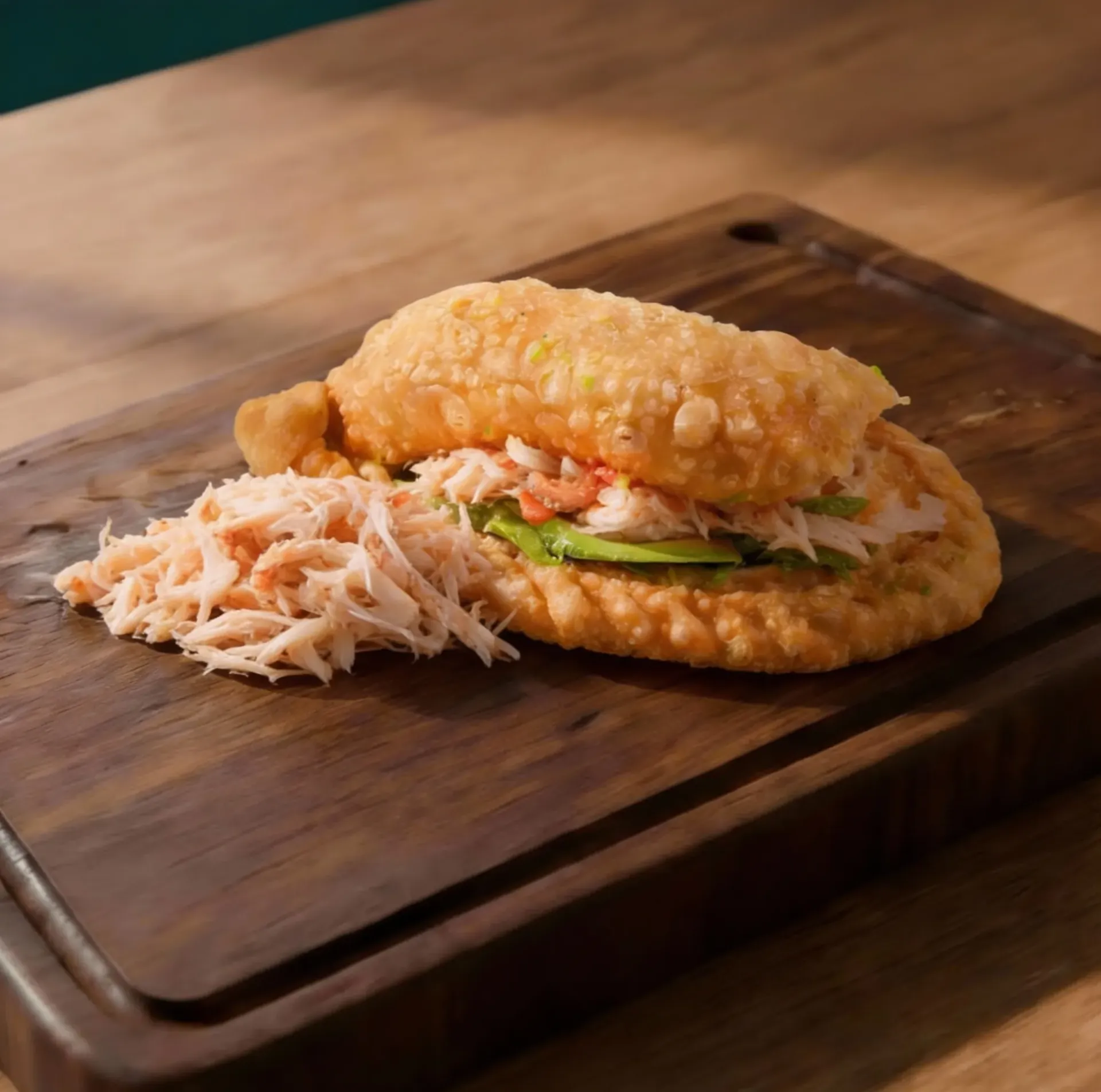 [10030] Empanada de Pescado